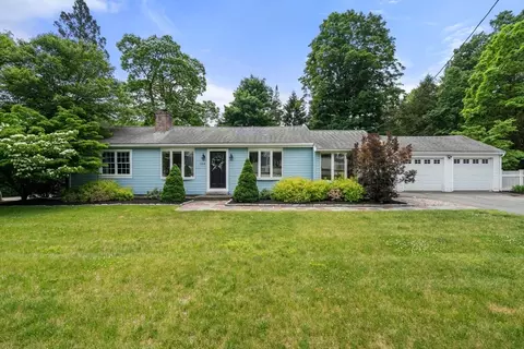 164 E Main St, Hopkinton, MA 01748