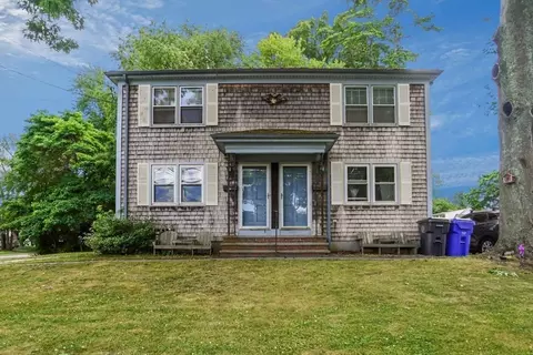 119-121 Rounds Ave, Riverside, RI 02915