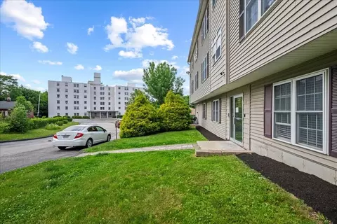 Exterior - 1 Hatfield St #7, Worcester, MA 01604 photo 9 of 9