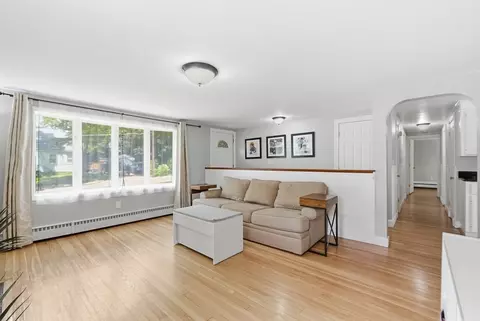 75 William St, Walpole, MA 02081 photo 8