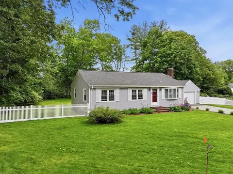 75 William St, Walpole, MA 02081 photo 4