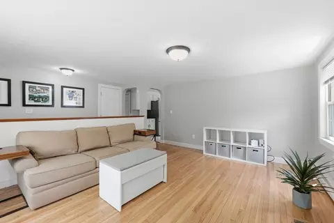 75 William St, Walpole, MA 02081 photo 7