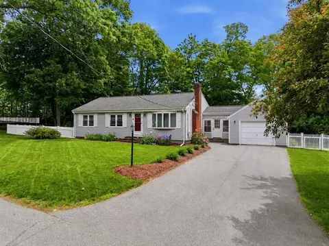 75 William St, Walpole, MA 02081 photo 5
