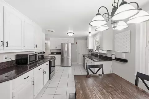 75 William St, Walpole, MA 02081 photo 11