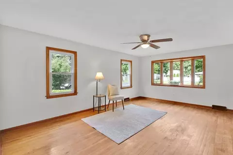 232 Almira Rd, Springfield, MA 01119 photo 10
