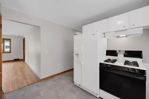 232 Almira Rd, Springfield, MA 01119 photo 8