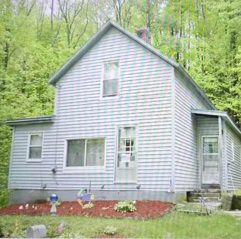 262 Harugari St, Athol, MA 01331