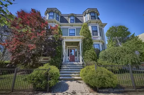 400 Broadway #3, Somerville, MA 02145