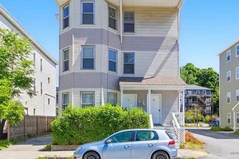 19-21 Henchman St, Worcester, MA 01605