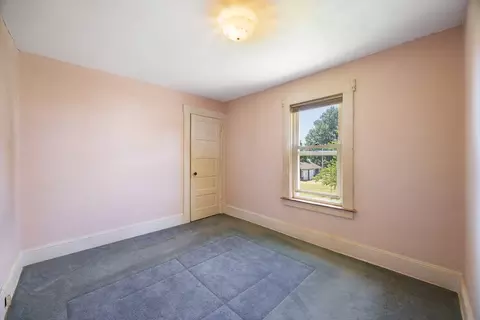 43 Ferry St, Chicopee, MA 01013 photo 25