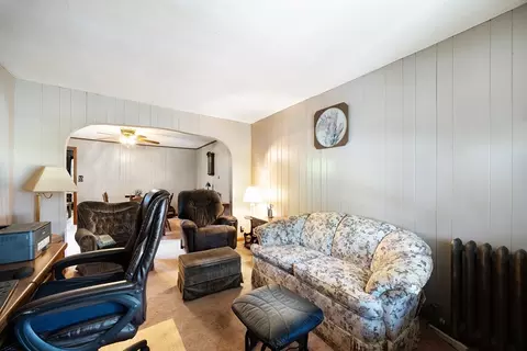 43 Ferry St, Chicopee, MA 01013 photo 3
