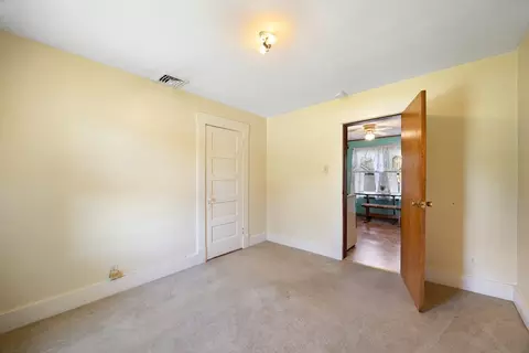 43 Ferry St, Chicopee, MA 01013 photo 23