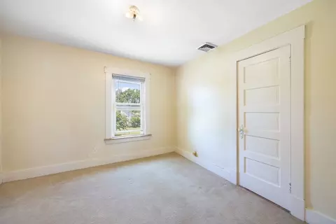 43 Ferry St, Chicopee, MA 01013 photo 24