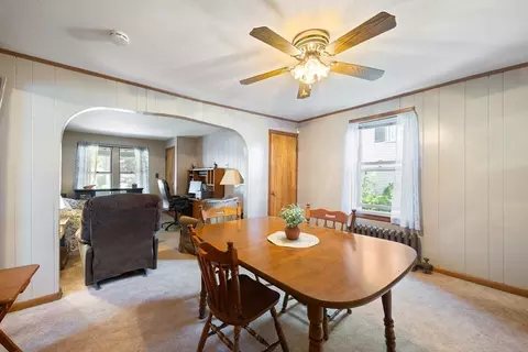 43 Ferry St, Chicopee, MA 01013 photo 4