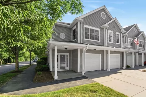 631 East St #B201, Mansfield, MA 02048