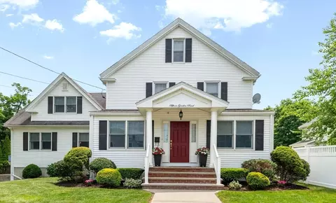 15 Garden Rd, Stoneham, MA 02180