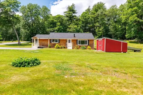 185 Linden St, Berlin, MA 01503
