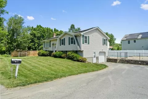 11 Dunkirk Ave, Worcester, MA 01604 photo 3