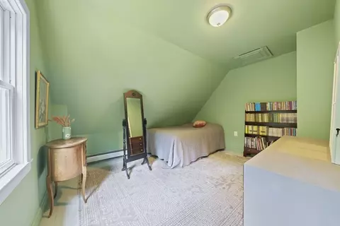 Bedroom - 361 Main St, Marshfield, MA 02050 photo 6 of 7