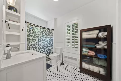 Bath - 361 Main St, Marshfield, MA 02050 photo 1 of 1
