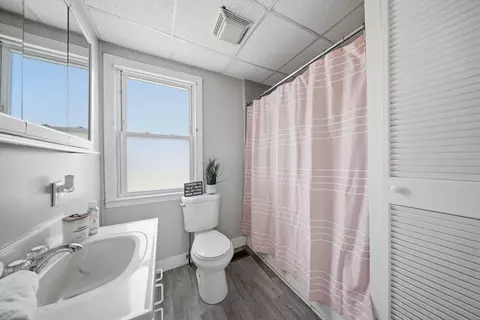 Bath - 540 Armory St, Springfield, MA 01104 photo 1 of 1
