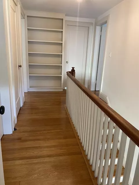 Entry Way - 60 Rencelau St, Springfield, MA 01118 photo 2 of 4