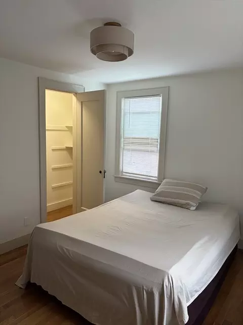 Bedroom - 60 Rencelau St, Springfield, MA 01118 photo 4 of 7