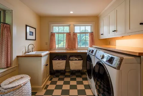 Other - 675 Bay Rd, Hamilton, MA 01982 photo 4 of 5