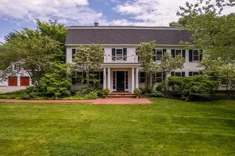 675 Bay Rd, Hamilton, MA 01982