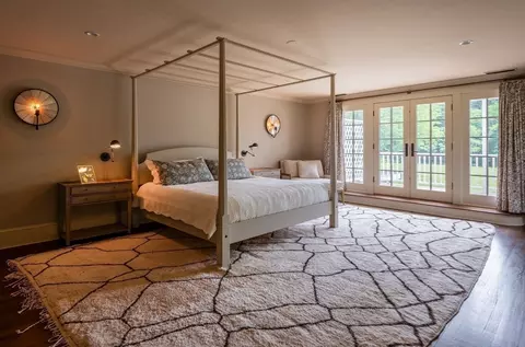 Bedroom - 675 Bay Rd, Hamilton, MA 01982 photo 1 of 2