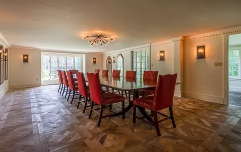 Dining - 675 Bay Rd, Hamilton, MA 01982 photo 4 of 4