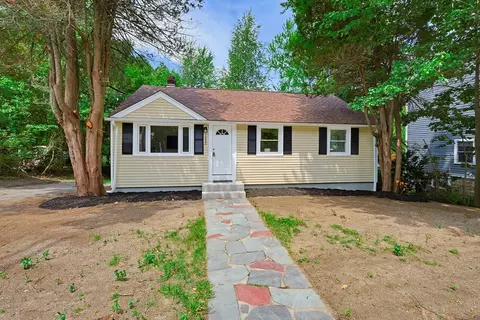 1435 Washington St, Braintree, MA 02184