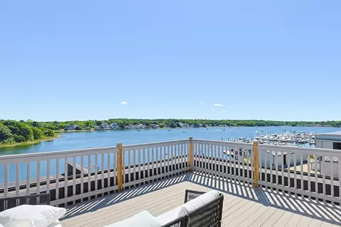 45 Main St #35, Wareham, MA 02571
