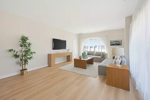 Living - 45 Main St #35, Wareham, MA 02571 photo 1 of 2