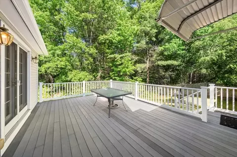 Exterior - 20 Josiah Dr, Upton, MA 01568 photo 4 of 6