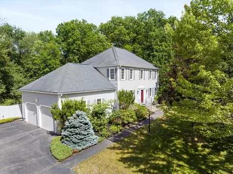 Exterior - 20 Josiah Dr, Upton, MA 01568 photo 2 of 6
