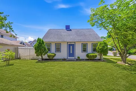 4 Newhall, Saugus, MA 01906