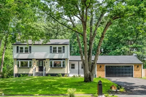 5 Franklin Ave, Wilmington, MA 01887