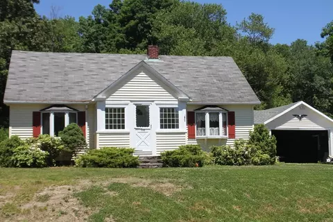 140 Millbury St, Grafton, MA 01519