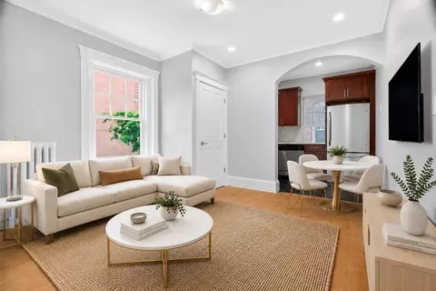 55 Magazine St #28, Cambridge, MA 02139