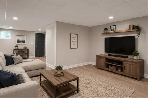 Living - 90 Durham Rd #90, Dedham, MA 02026 photo 5 of 5