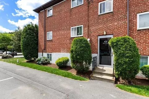 68 Byron Rd #5, Boston, MA 02467