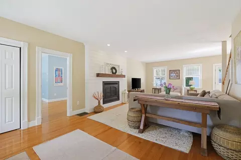 34 Preston St, Dedham, MA 02026 photo 4