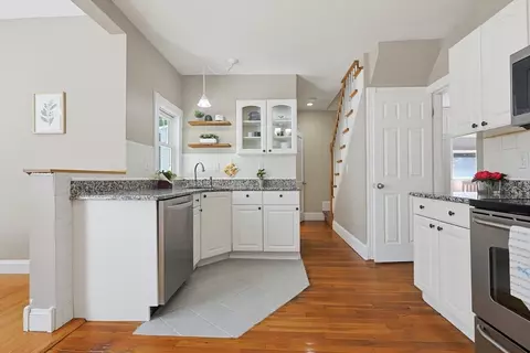 34 Preston St, Dedham, MA 02026 photo 13