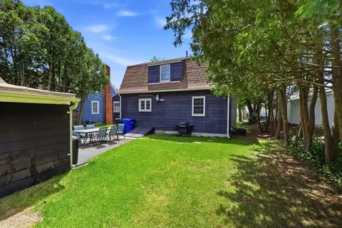 15 Lucerne Rd, Springfield, MA 01119 photo 22