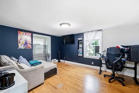 15 Lucerne Rd, Springfield, MA 01119 photo 16