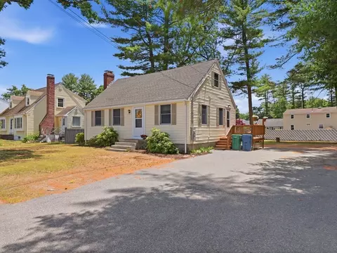 36 Bridge St, Billerica, MA 01821