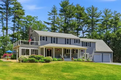 1 Flint Locke Dr, Duxbury, MA 02332