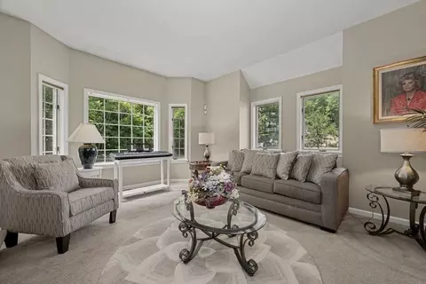 Living - 78 Hammersmith Dr, Saugus, MA 01906 photo 2 of 5