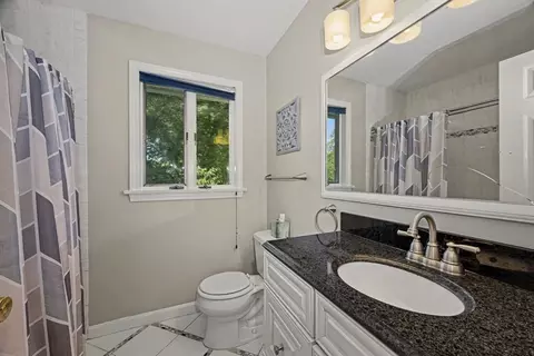 Bath - 78 Hammersmith Dr, Saugus, MA 01906 photo 2 of 4
